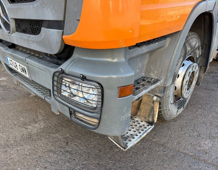 MERCEDES BENZ  ACTROS 3348S